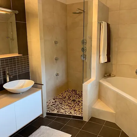 Panzió D'hotes Wellingtonia Mont-sur-Rolle