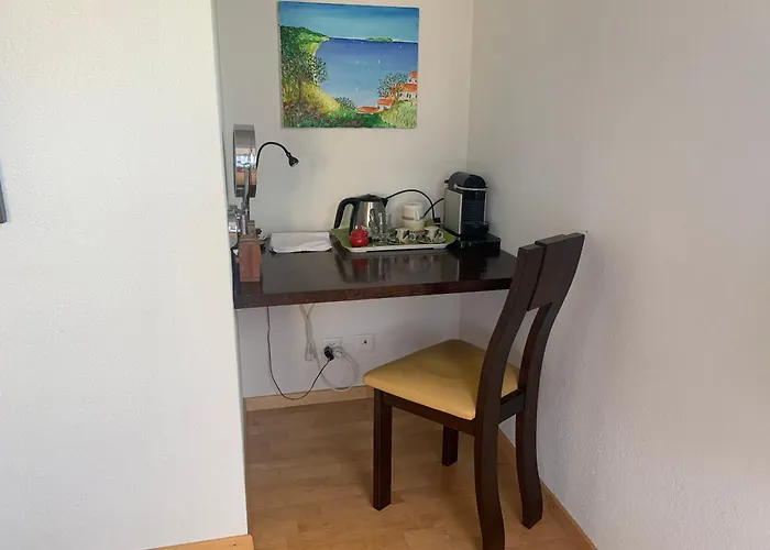 D'hotes Wellingtonia Bed & Breakfast